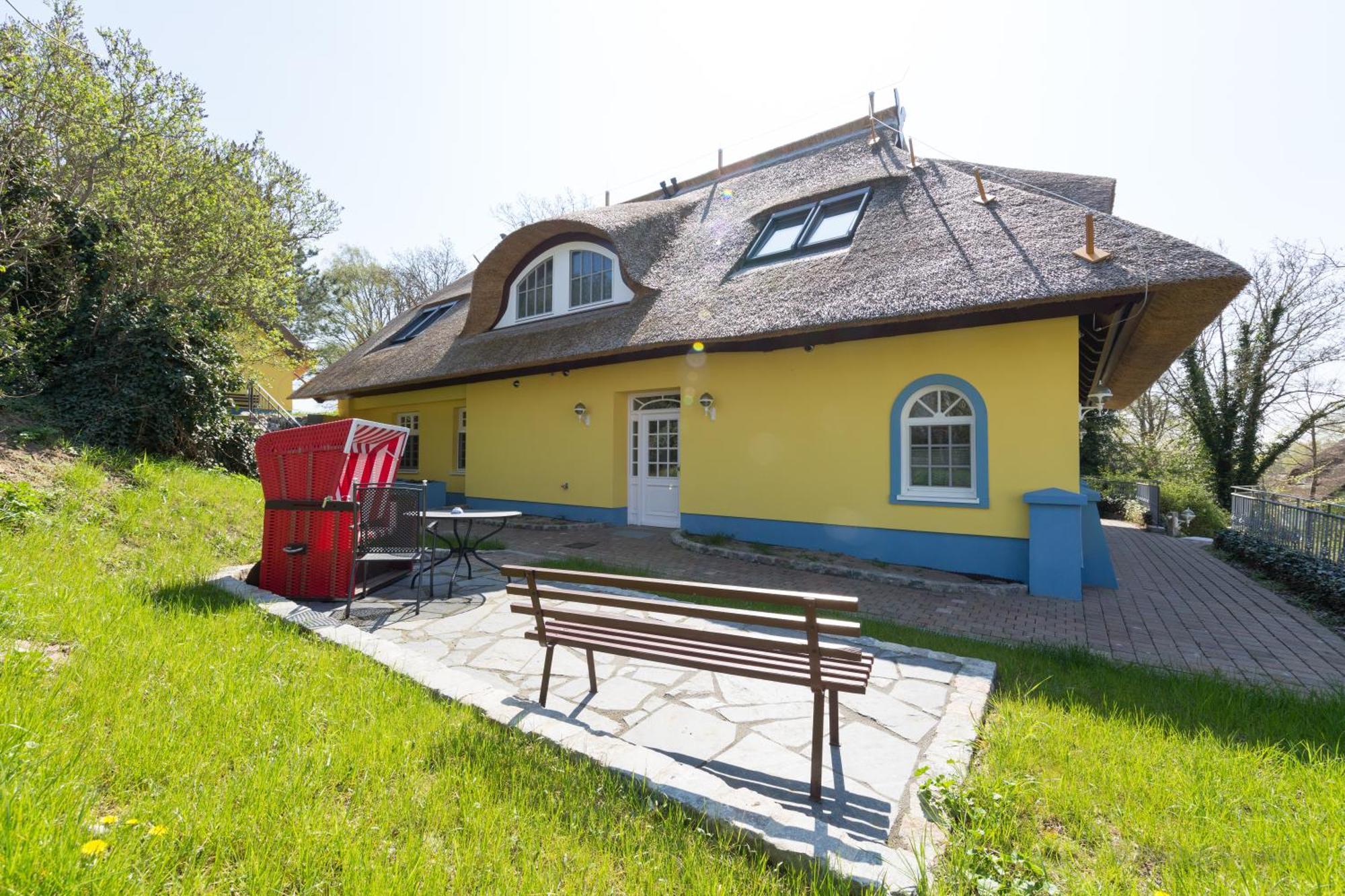 Gaestehaus Bergfalke Ahrenshoop Buitenkant foto